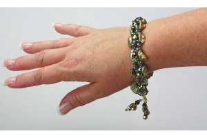 Olive Pearl Bracelet<br />