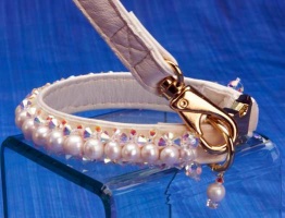 Cream Collar<br />Leash sold separately