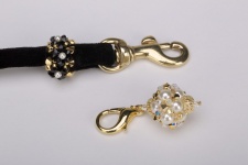 Black Golden Pearl Party Puff Leash